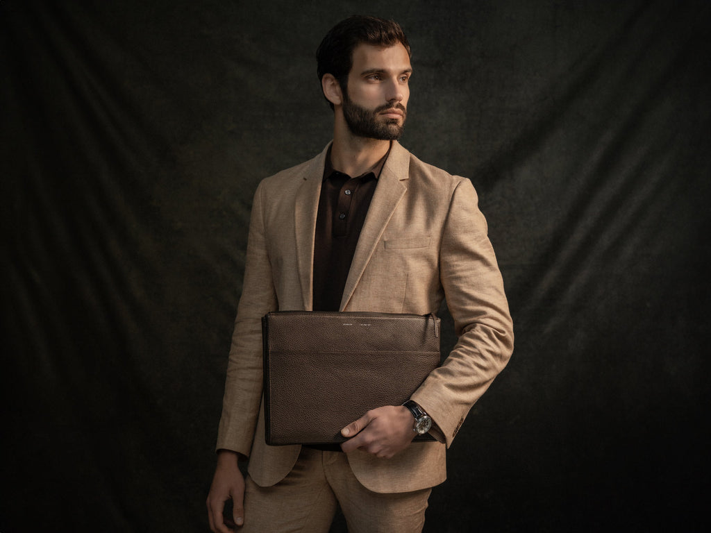 114 Leather Folio | Pebbled