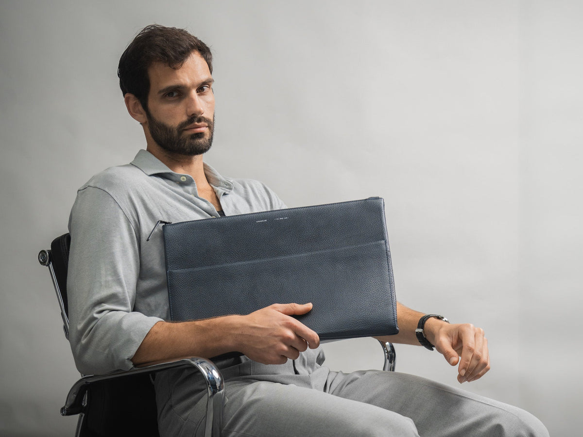 114 Leather Folio | Pebbled